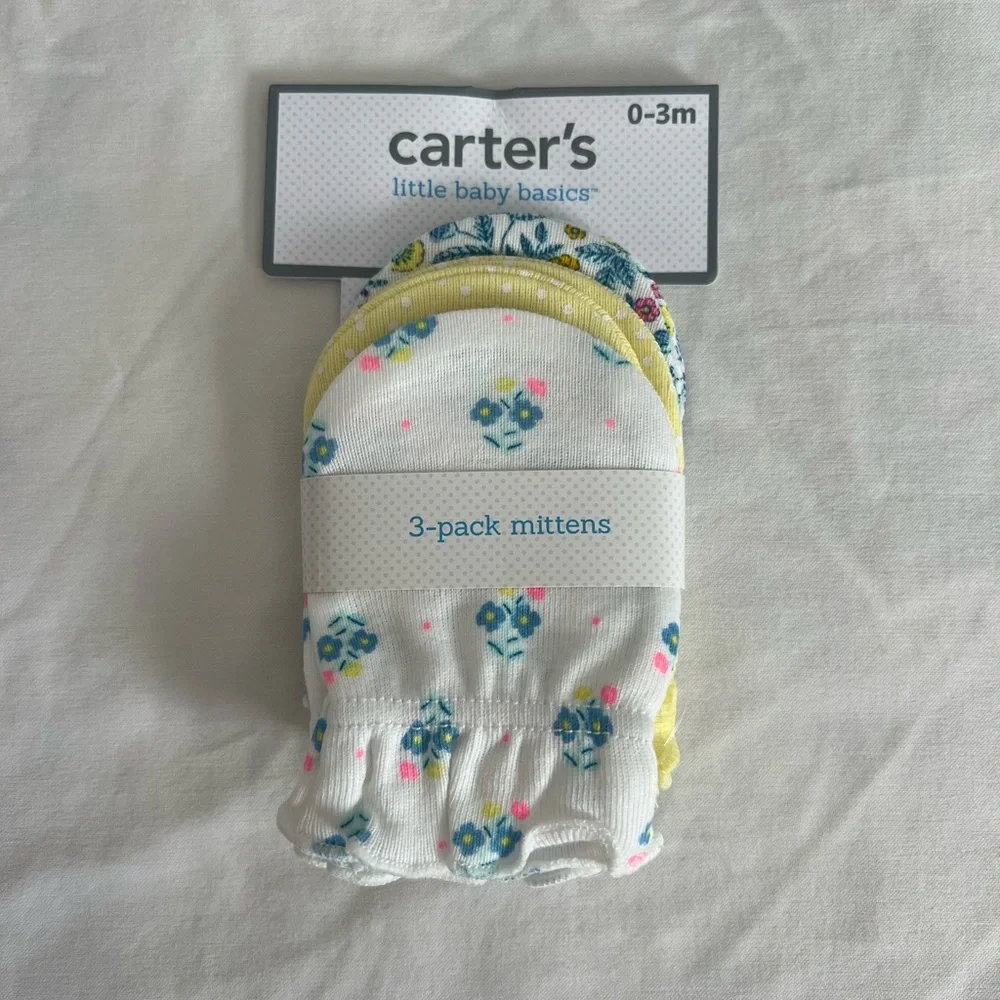 [BUNDLE ME] Carter's Floral and Polka Dot Baby Mittens (Set of 3)